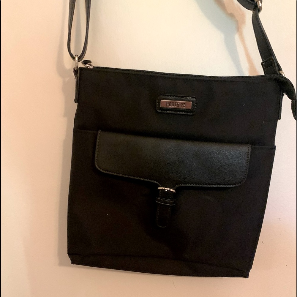 Roots Purse